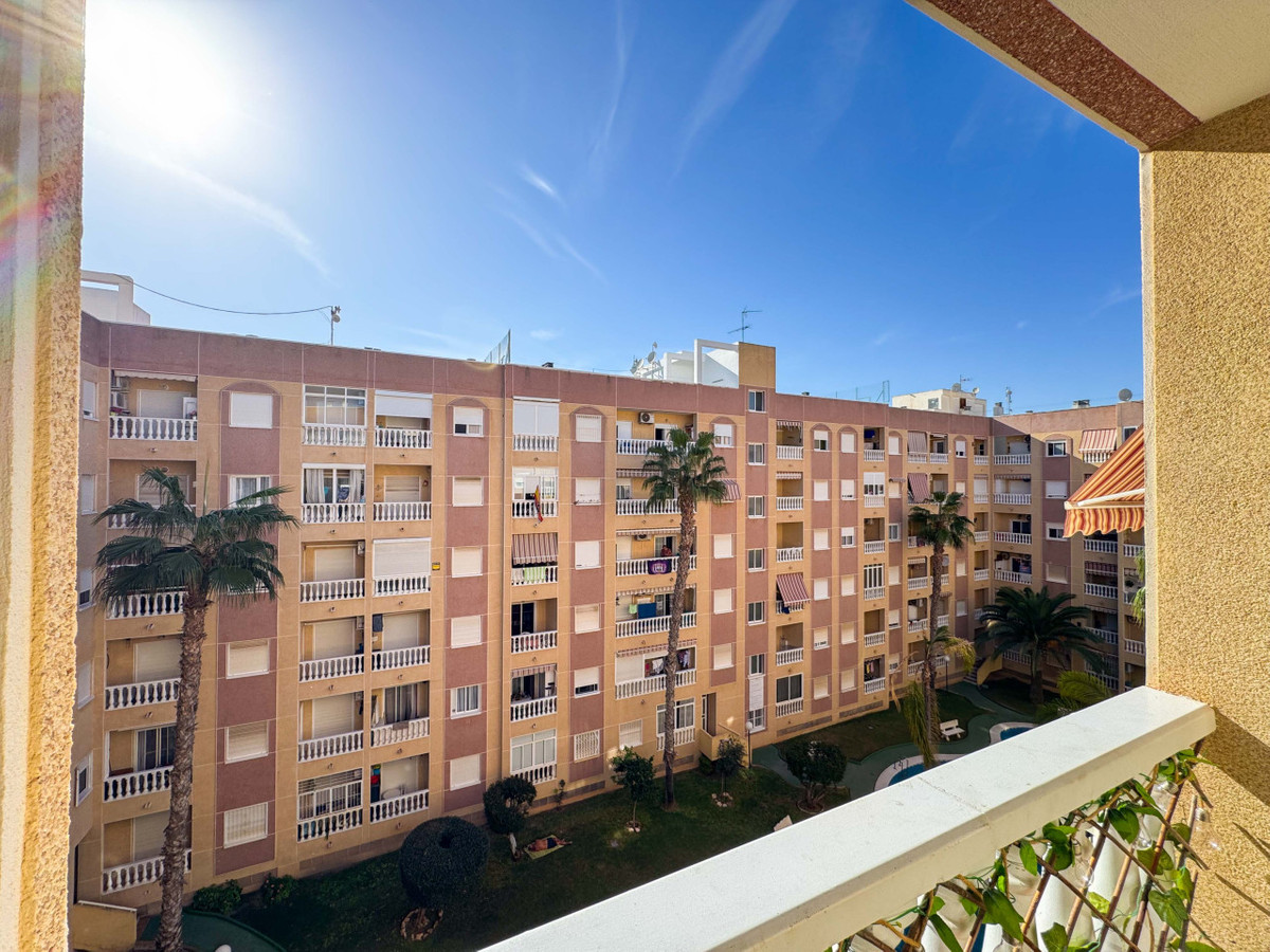 Se vende Apartamento Planta Baja de 1 dormitorios en Costa Blanca, Alicante, España