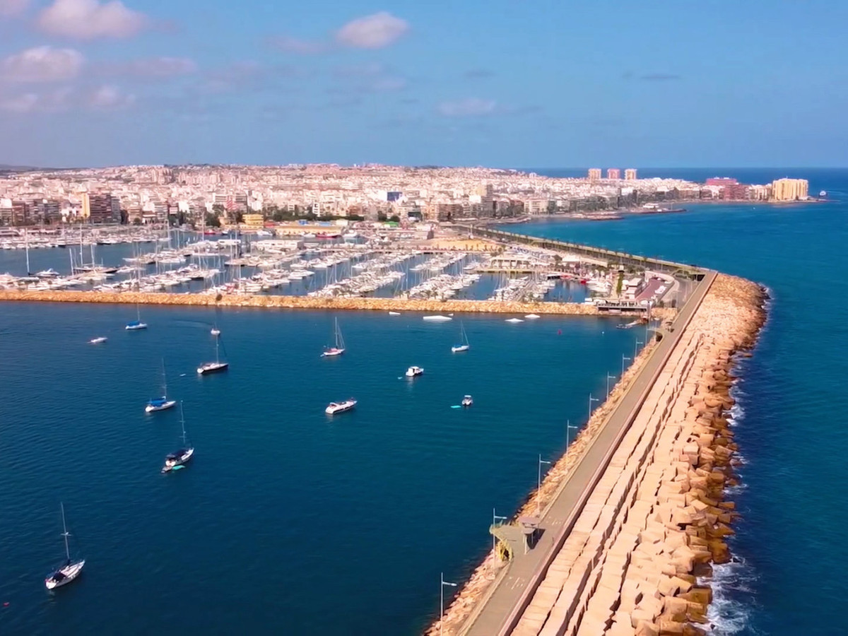 Se vende Apartamento Planta Baja de 1 dormitorios en Costa Blanca, Alicante, España