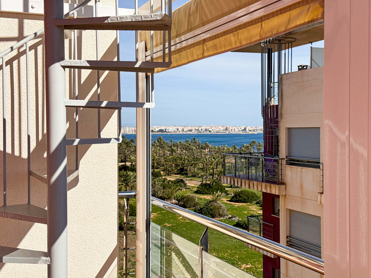 Se vende Ático de 2 dormitorios en Costa Blanca, Alicante, España