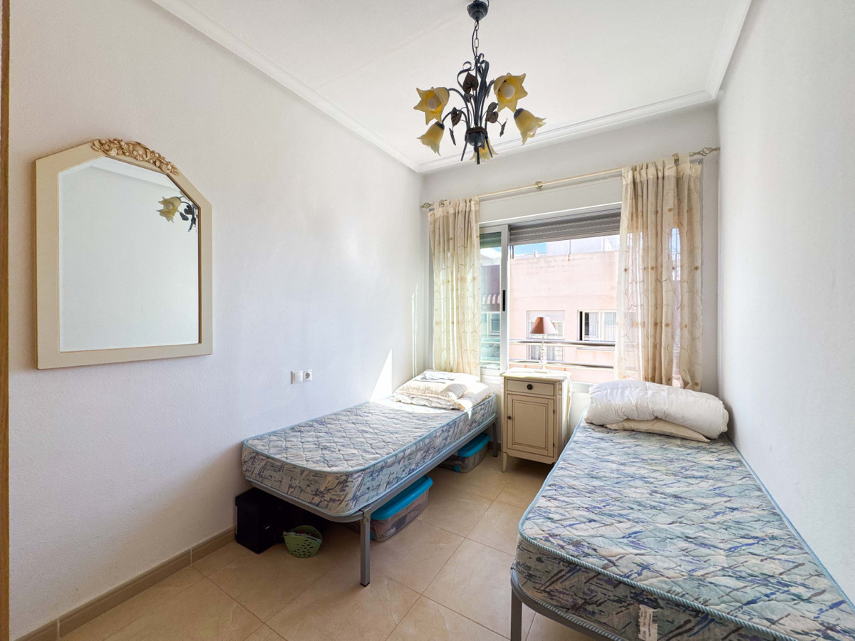 Se vende Ático de 2 dormitorios en Costa Blanca, Alicante, España