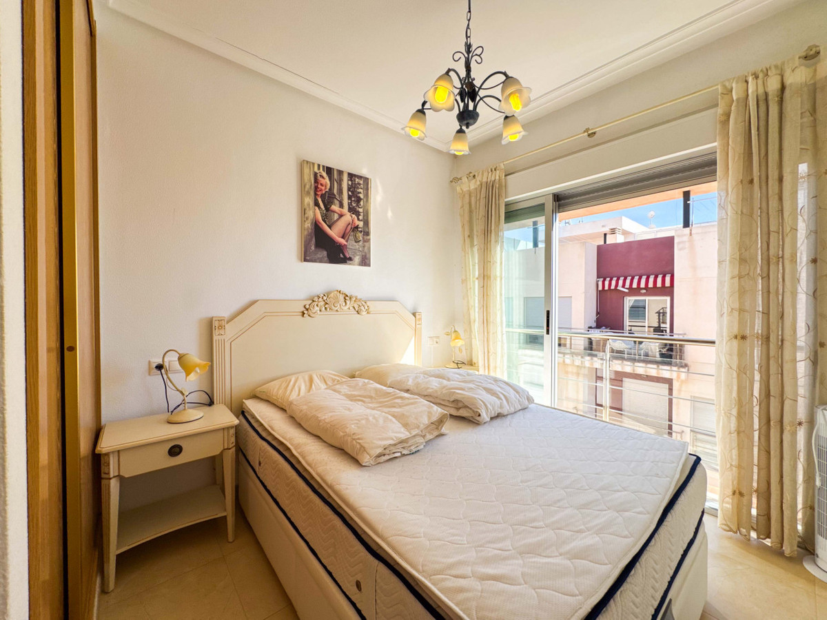 Se vende Ático de 2 dormitorios en Costa Blanca, Alicante, España