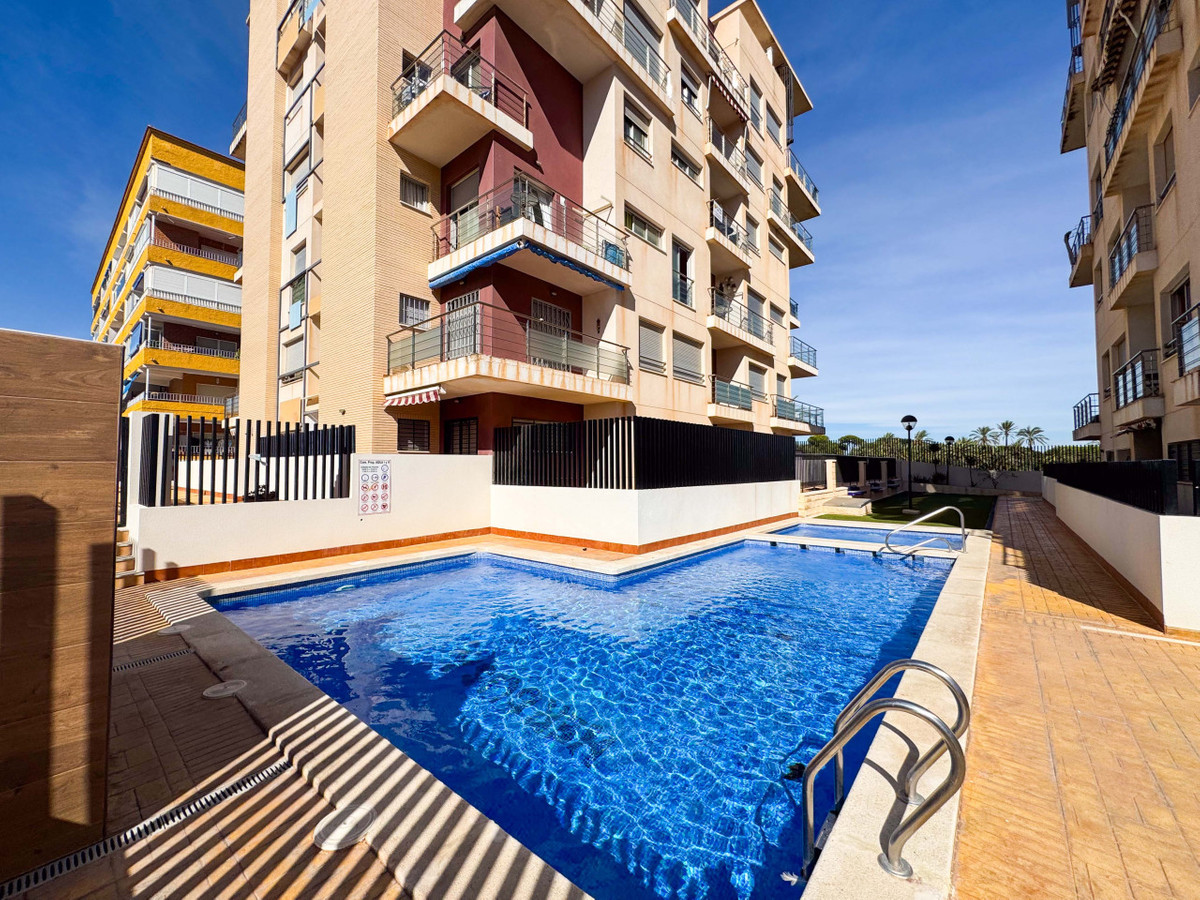 Se vende Ático de 2 dormitorios en Costa Blanca, Alicante, España