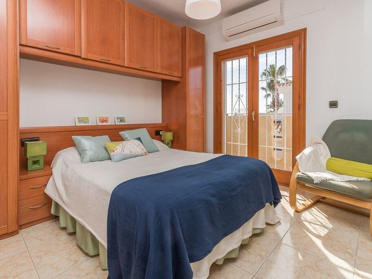 3 Bed Townhouse for sale in Playa Flamenca Costa Blanca, Alicante, Spain