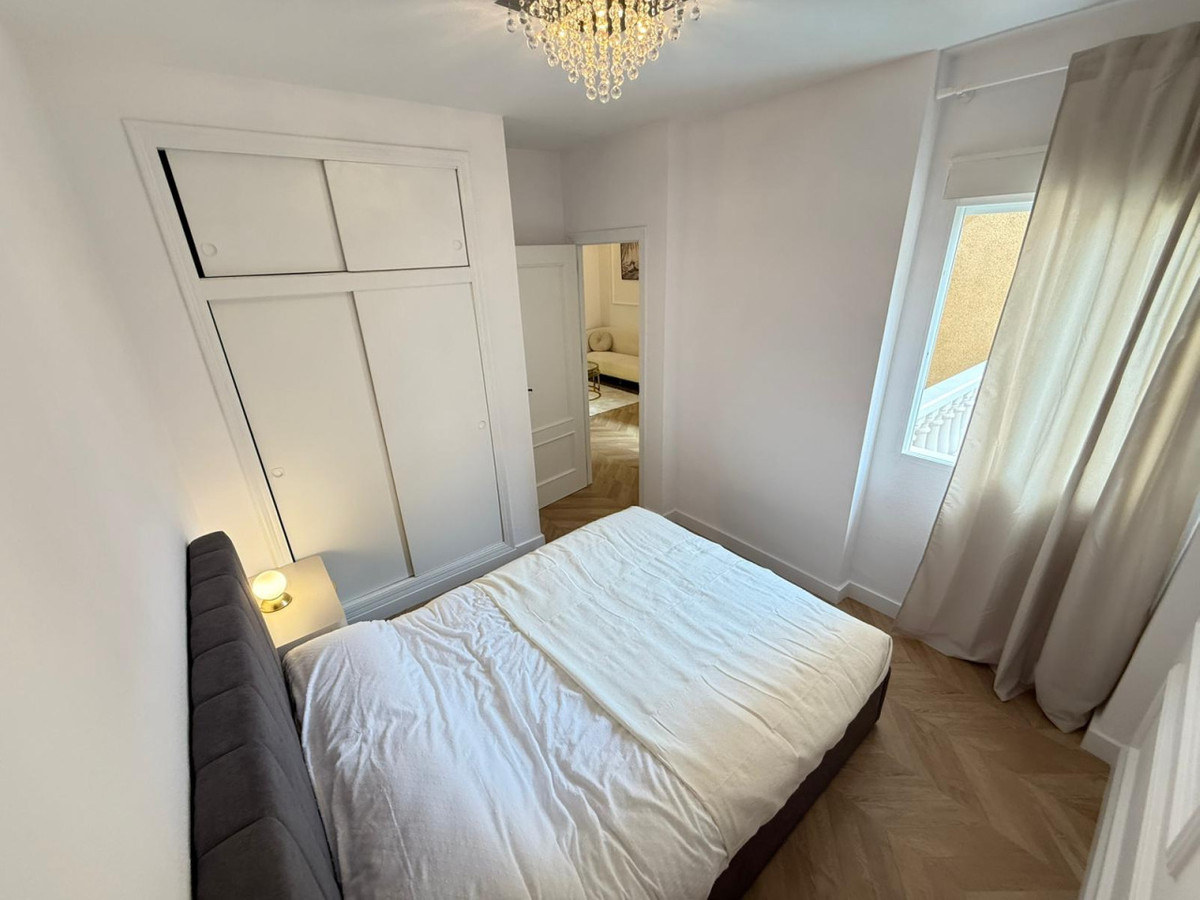 Se vende Apartamento Planta Media de 2 dormitorios en Costa Blanca, Alicante, España