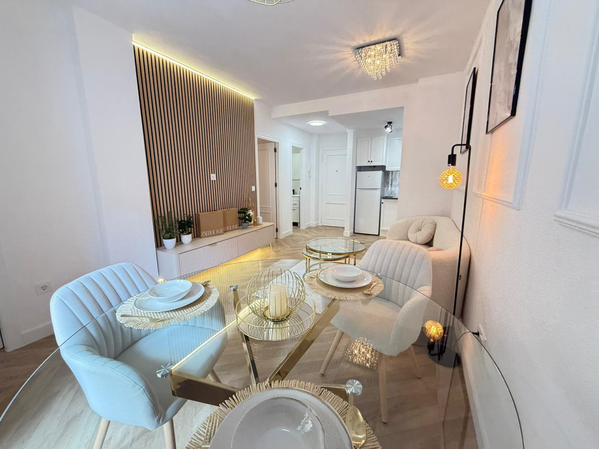 Se vende Apartamento Planta Media de 2 dormitorios en Costa Blanca, Alicante, España