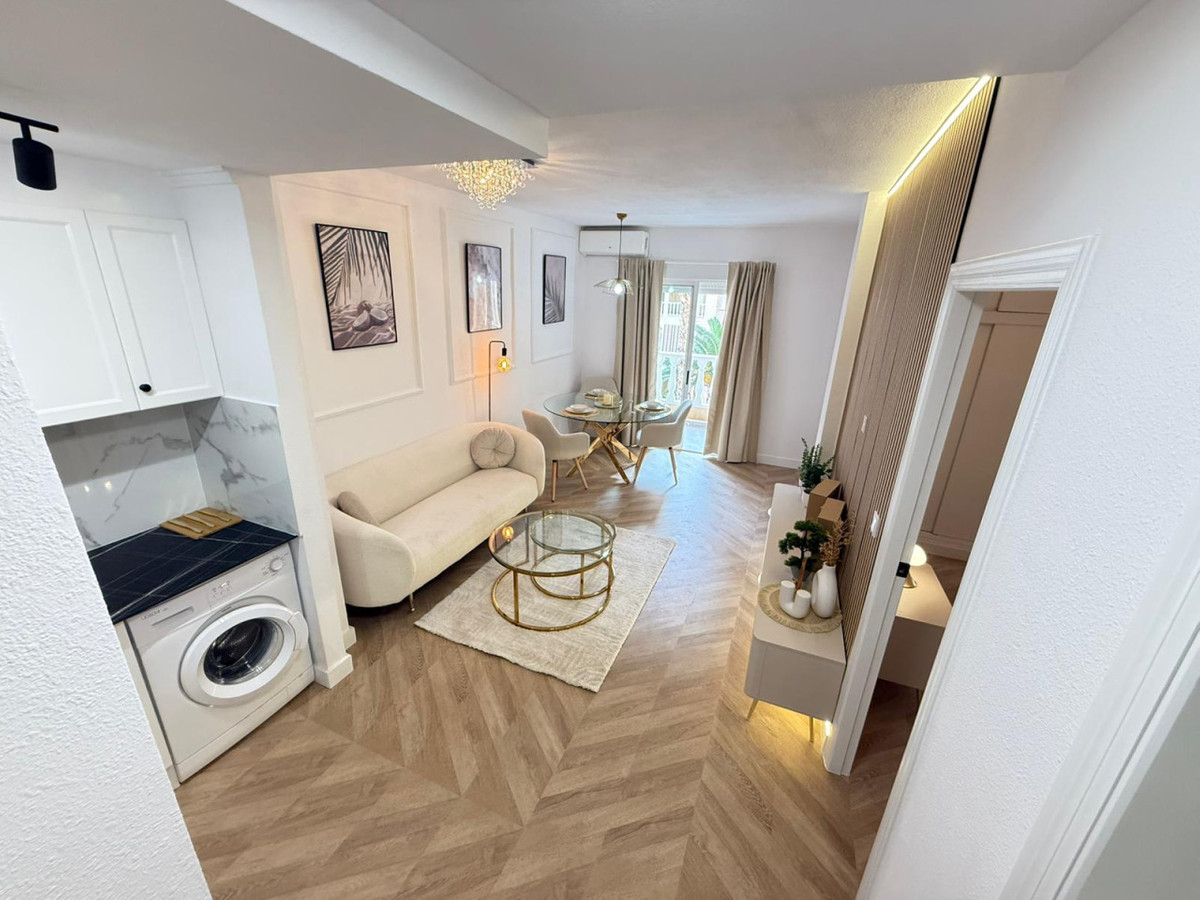Se vende Apartamento Planta Media de 2 dormitorios en Costa Blanca, Alicante, España
