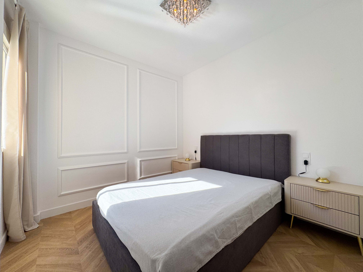 Se vende Apartamento Planta Media de 2 dormitorios en Costa Blanca, Alicante, España