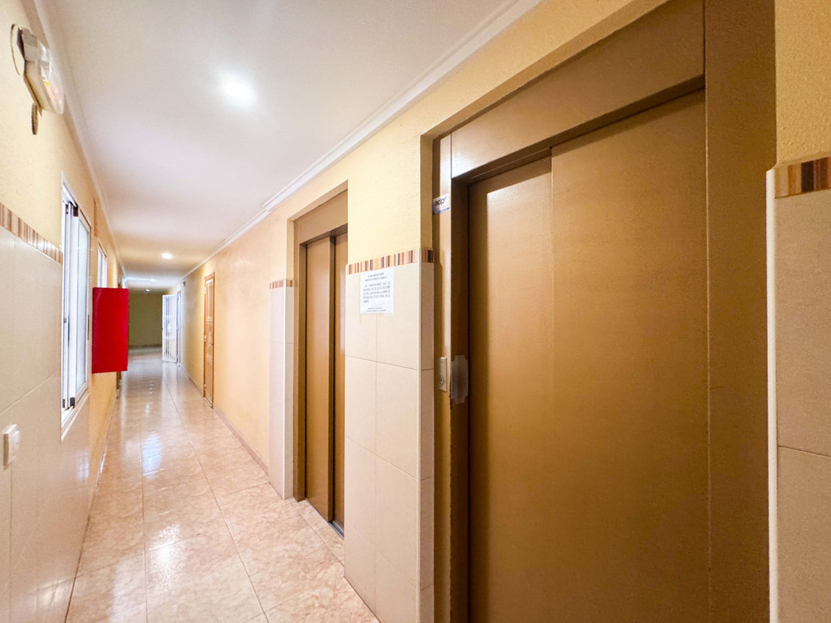 Se vende Apartamento Planta Media de 2 dormitorios en Costa Blanca, Alicante, España