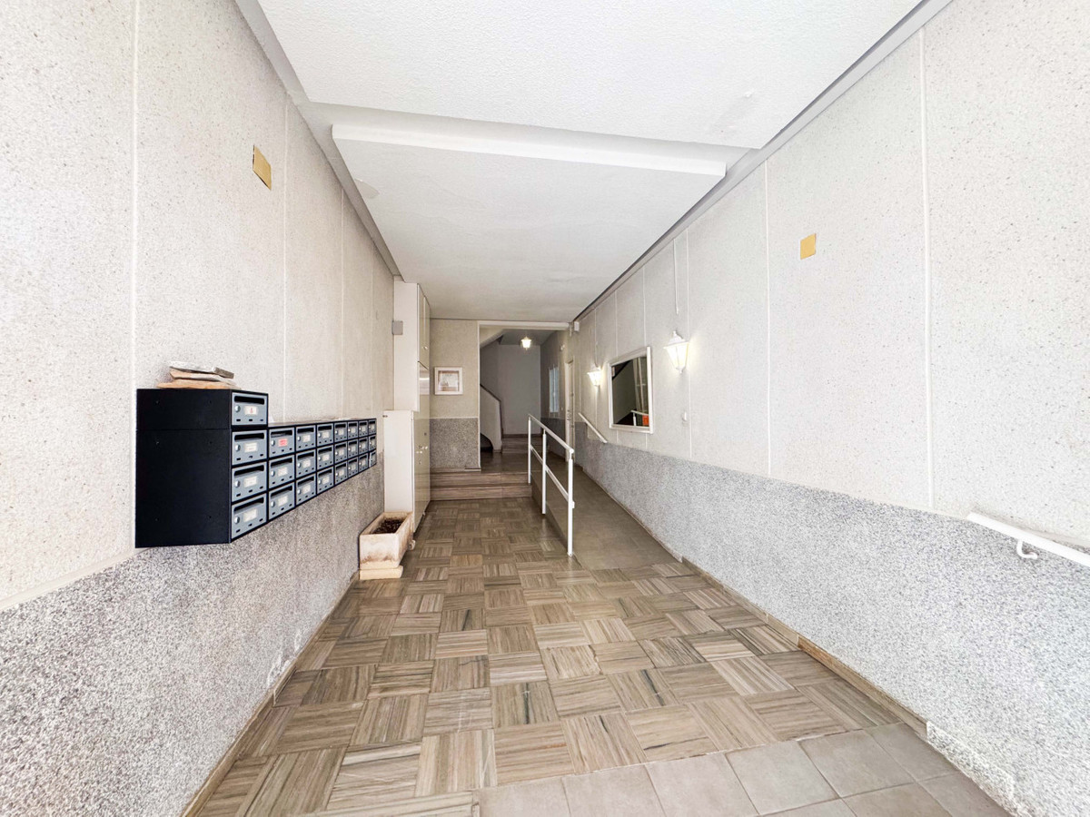 4 Bed Apartment for sale in La Mata Costa Blanca, Alicante, Spain