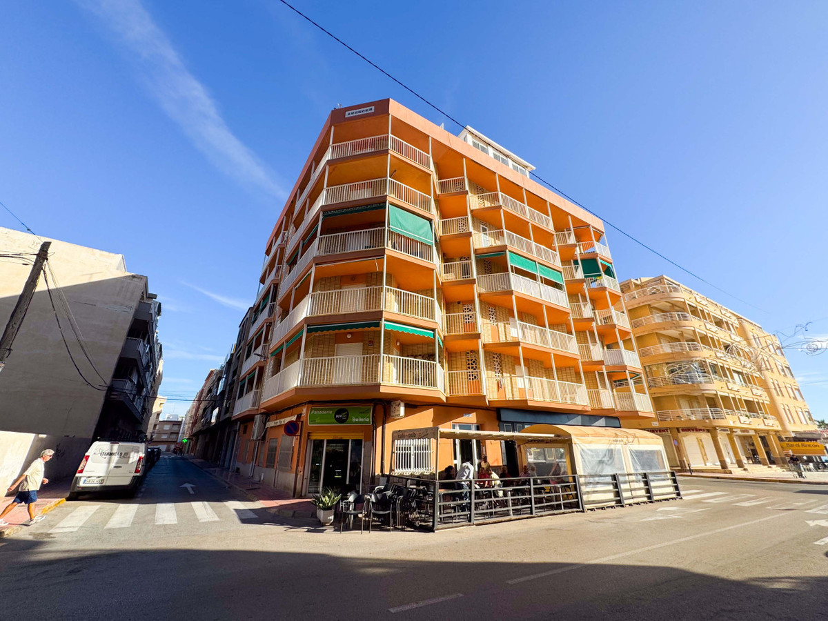 4 Bed Apartment for sale in La Mata Costa Blanca, Alicante, Spain