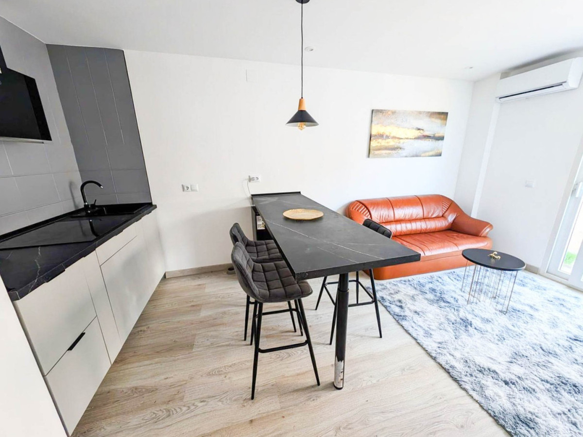 Se vende Apartamento Planta Media de 1 dormitorios en Costa Blanca, Alicante, España