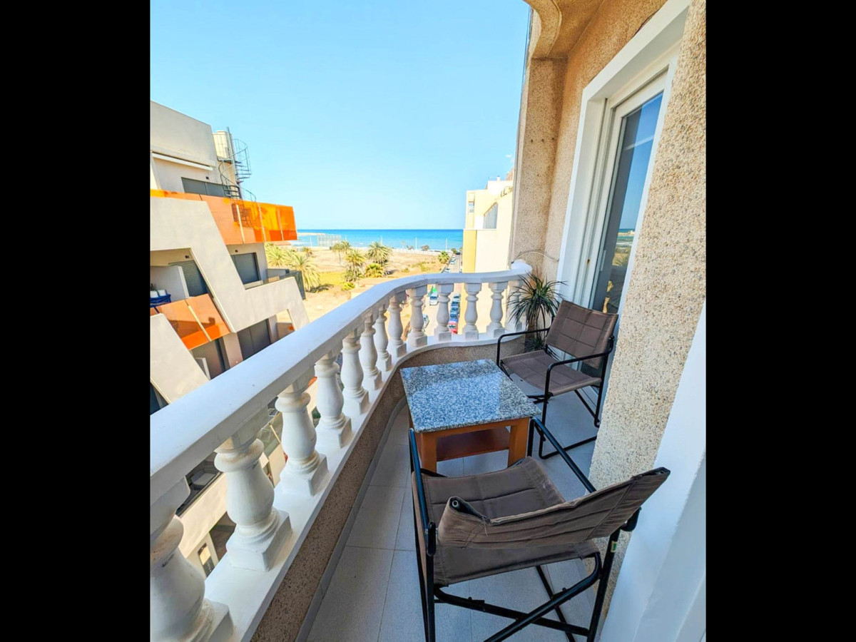 Se vende Apartamento Planta Media de 1 dormitorios en Costa Blanca, Alicante, España