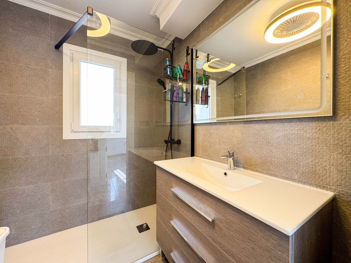 2 Bed Townhouse for sale in La Regia Costa Blanca, Alicante, Spain