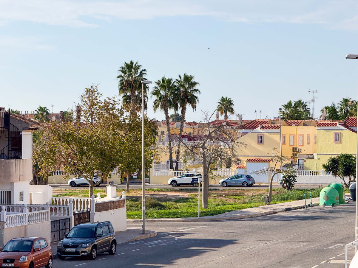 2 Bed Townhouse for sale in La Regia Costa Blanca, Alicante, Spain