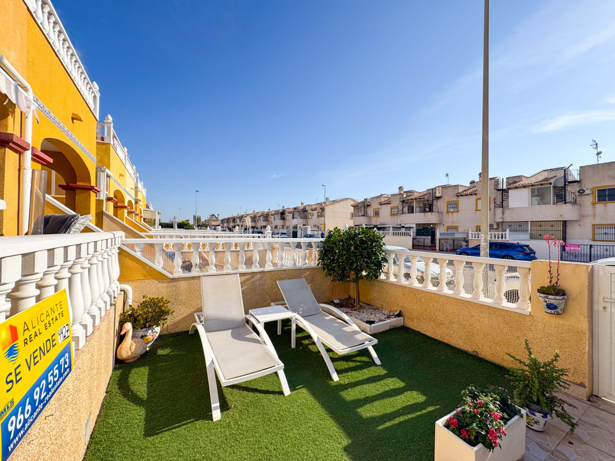 2 Bed Townhouse for sale in La Regia Costa Blanca, Alicante, Spain