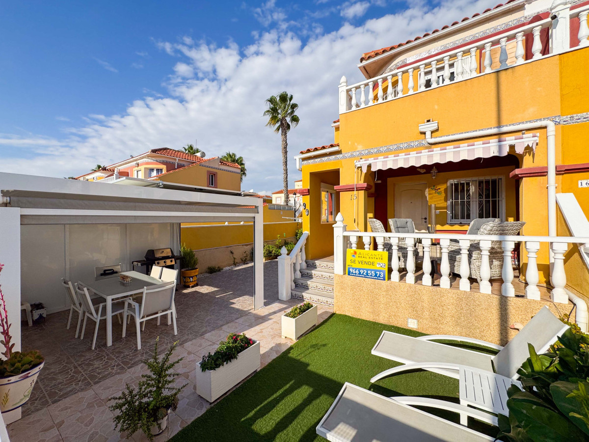 2 Bed Townhouse for sale in La Regia Costa Blanca, Alicante, Spain