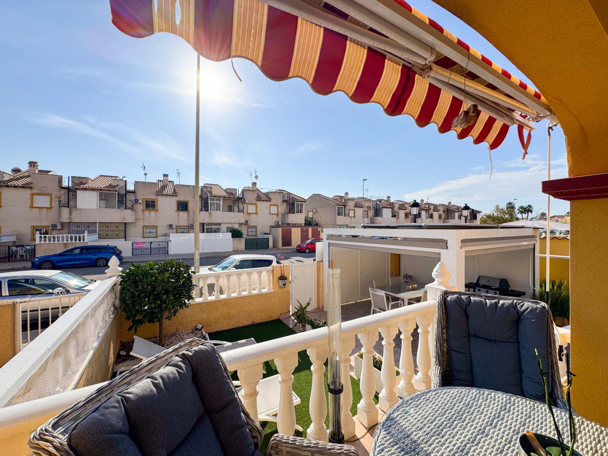 2 Bed Townhouse for sale in La Regia Costa Blanca, Alicante, Spain