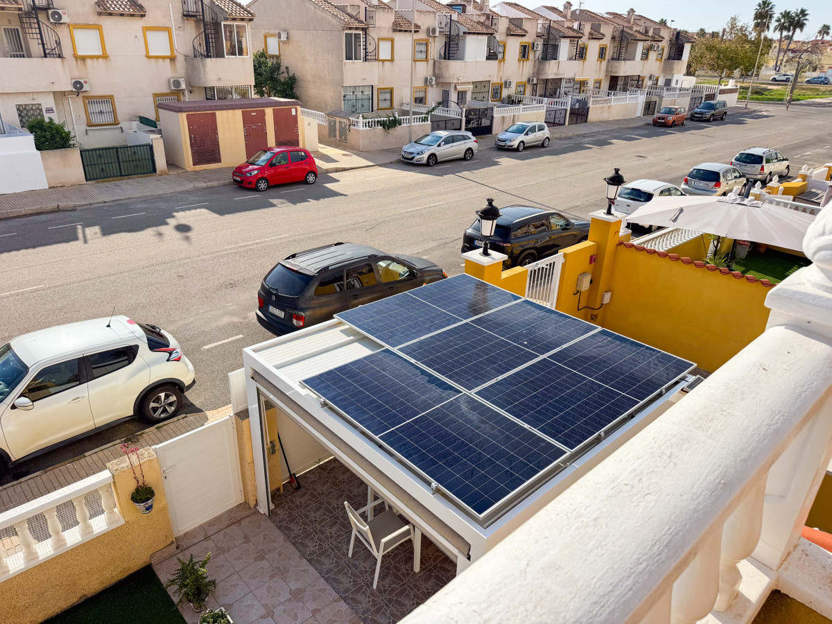 2 Bed Townhouse for sale in La Regia Costa Blanca, Alicante, Spain