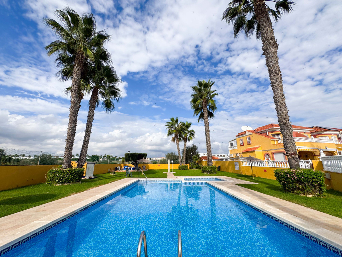 2 Bed Townhouse for sale in La Regia Costa Blanca, Alicante, Spain