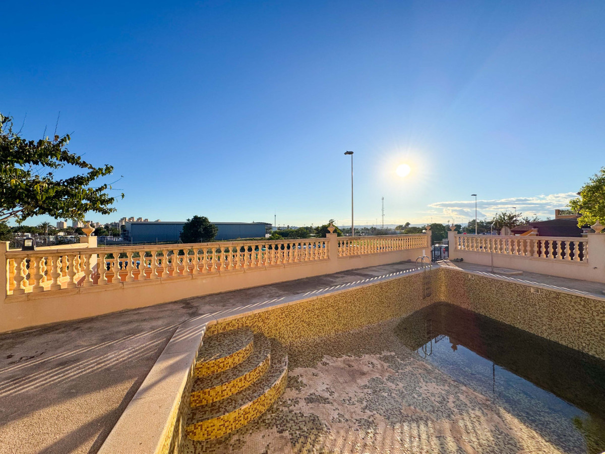 3 Bed Townhouse for sale in Aguas Nuevas Costa Blanca, Alicante, Spain