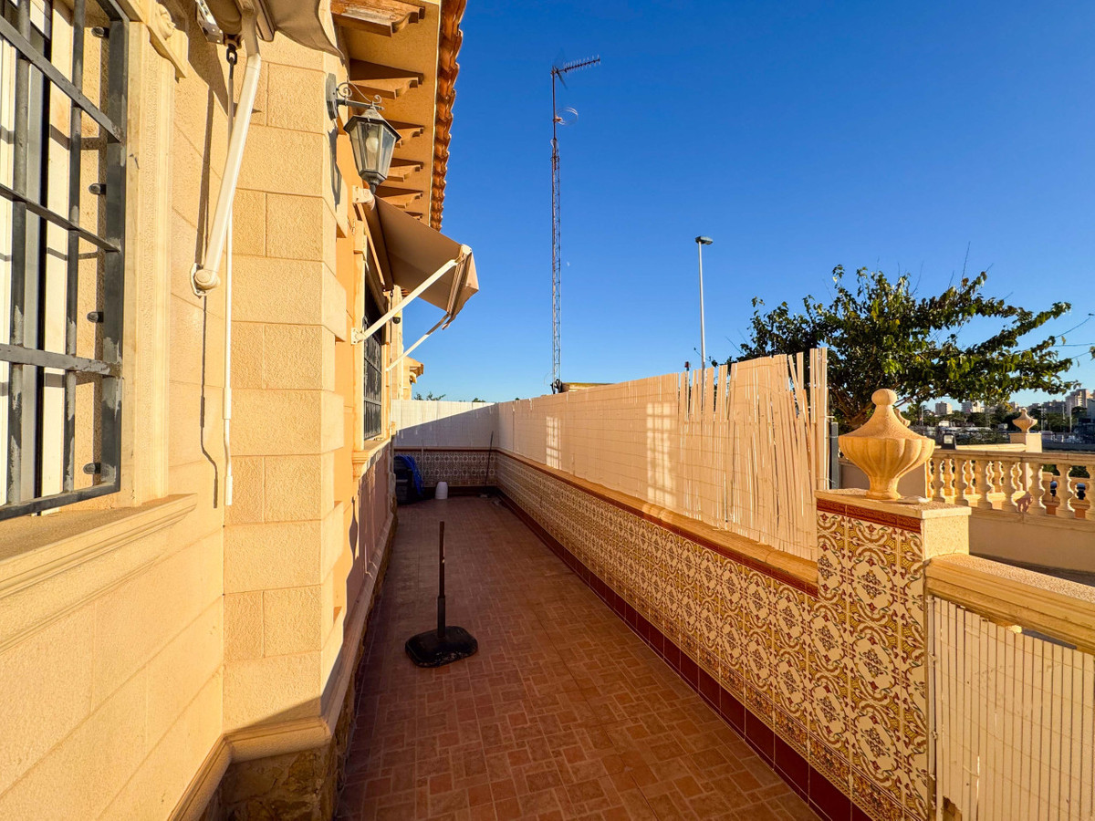 3 Bed Townhouse for sale in Aguas Nuevas Costa Blanca, Alicante, Spain