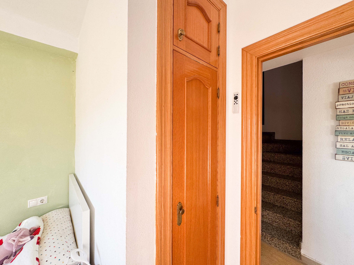 3 Bed Townhouse for sale in Aguas Nuevas Costa Blanca, Alicante, Spain