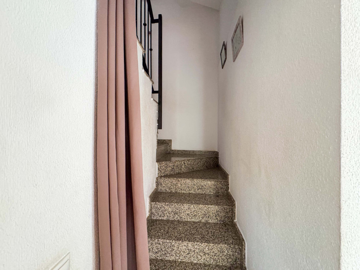 3 Bed Townhouse for sale in Aguas Nuevas Costa Blanca, Alicante, Spain