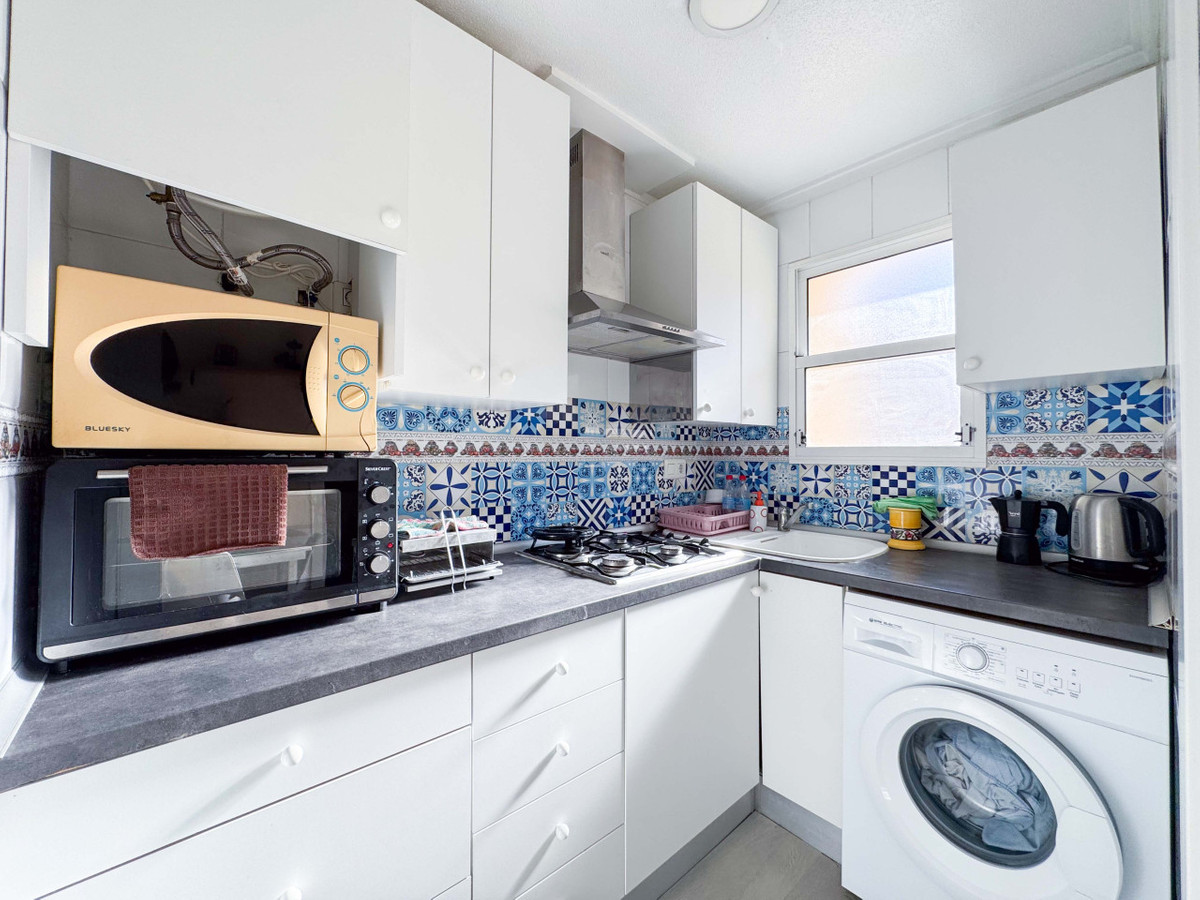 Se vende Apartamento Planta Media de 2 dormitorios en Costa Blanca, Alicante, España