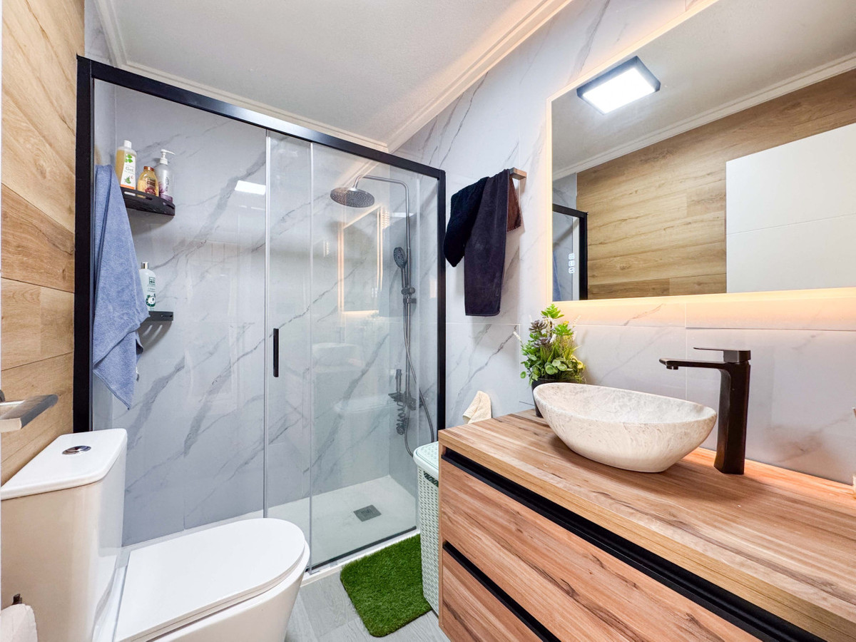 Se vende Apartamento Planta Media de 2 dormitorios en Costa Blanca, Alicante, España