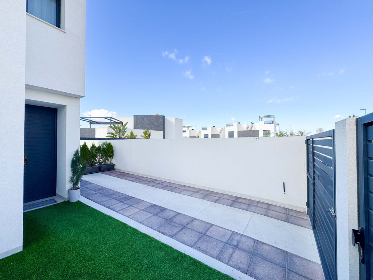 Se vende Adosada de 2 dormitorios en Costa Blanca, Alicante, España