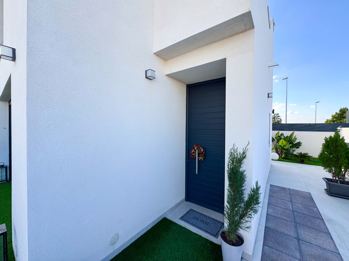 Se vende Adosada de 2 dormitorios en Costa Blanca, Alicante, España