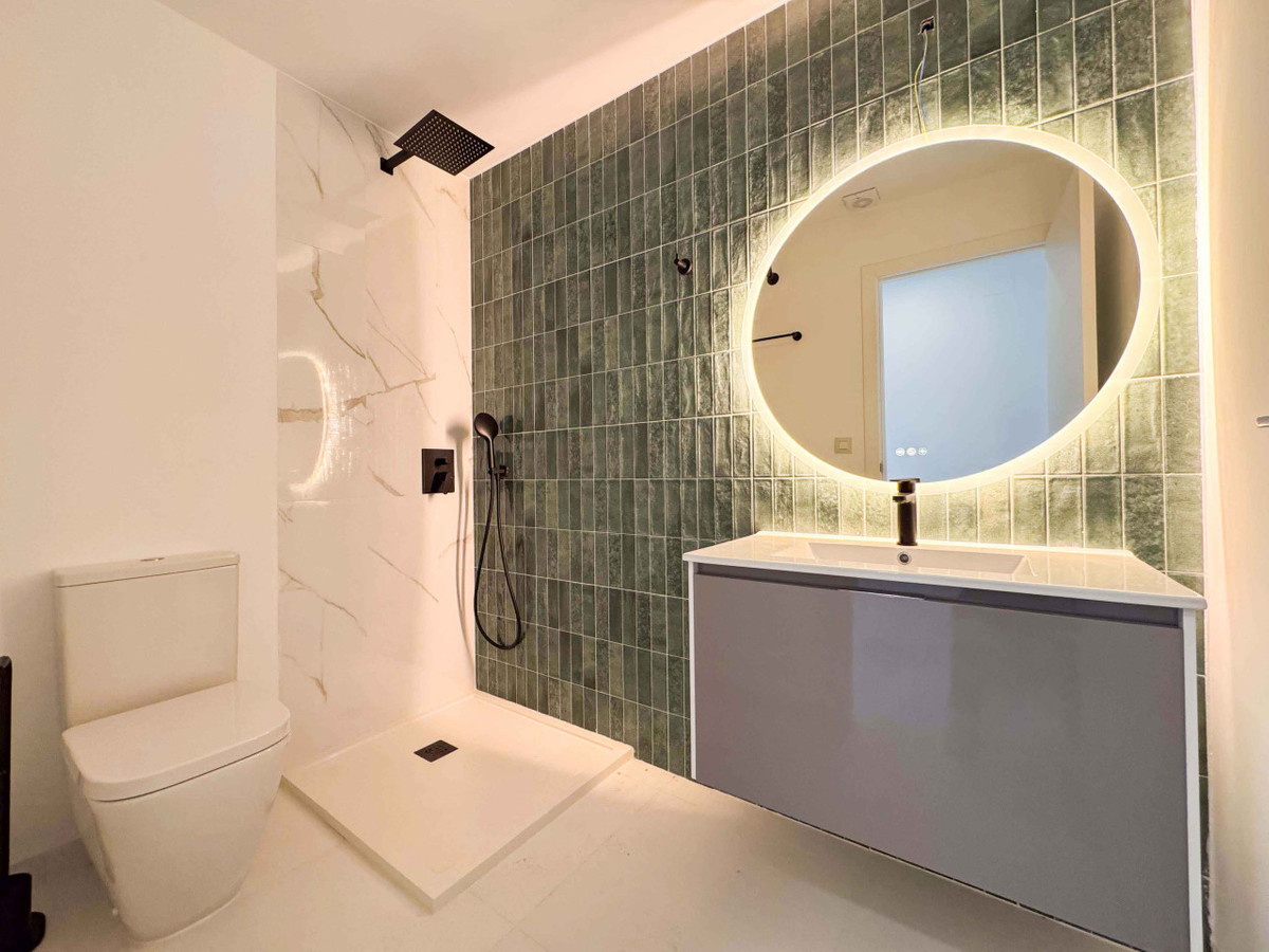 Se vende Apartamento Planta Baja de 2 dormitorios en Costa Blanca, Alicante, España