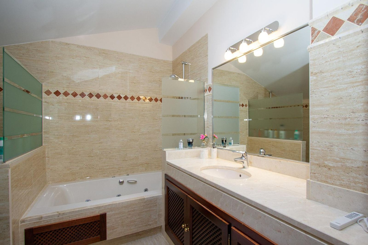 Se vende Ático Dúplex de 3 dormitorios en Costa Del Sol, Málaga, España