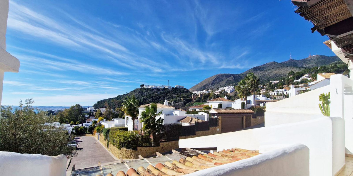 Se vende Apartamento Planta Media de 2 dormitorios en Costa Del Sol, Málaga, España