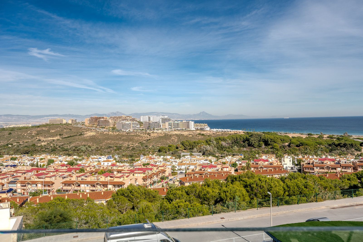 3 Bed Apartment for sale in Gran Alacant Costa Blanca, Alicante, Spain