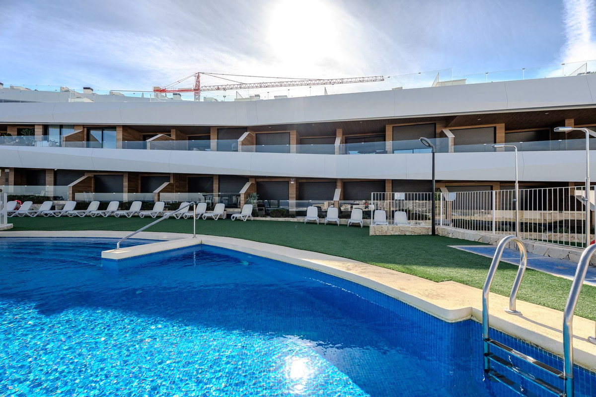 3 Bed Apartment for sale in Gran Alacant Costa Blanca, Alicante, Spain