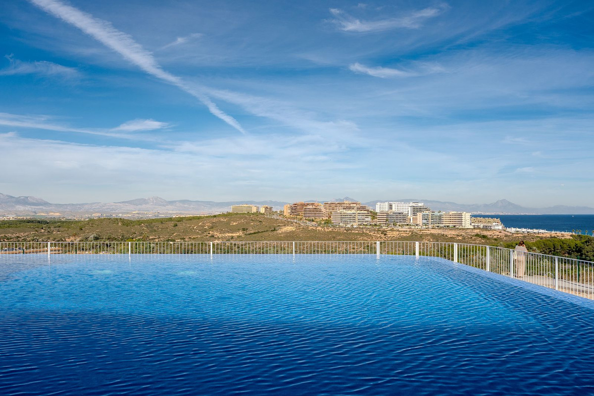3 Bed Apartment for sale in Gran Alacant Costa Blanca, Alicante, Spain