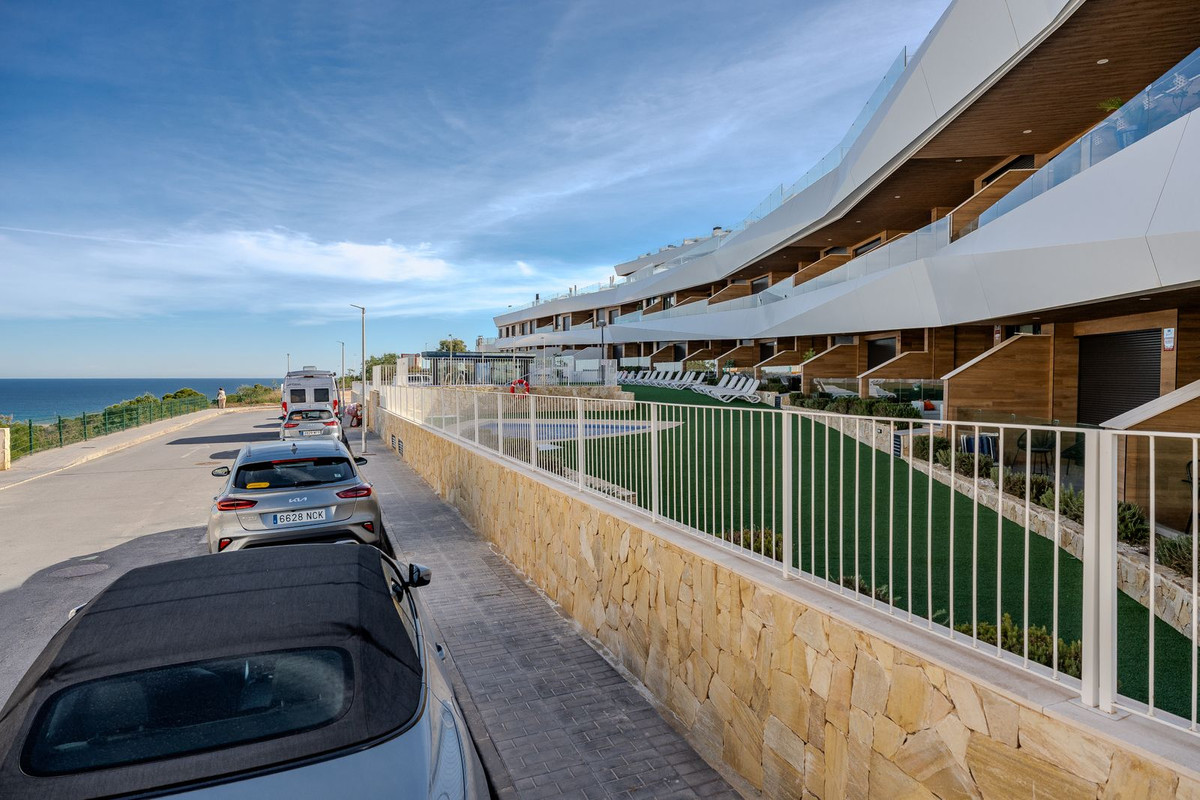 3 Bed Apartment for sale in Gran Alacant Costa Blanca, Alicante, Spain
