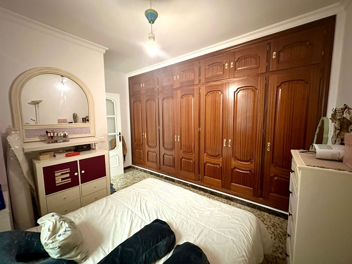 2 Bed Apartment for sale in Estepona Costa Del Sol, Málaga, Spain