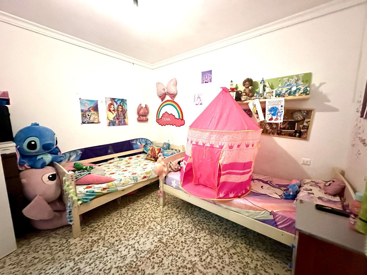 2 Bed Apartment for sale in Estepona Costa Del Sol, Málaga, Spain