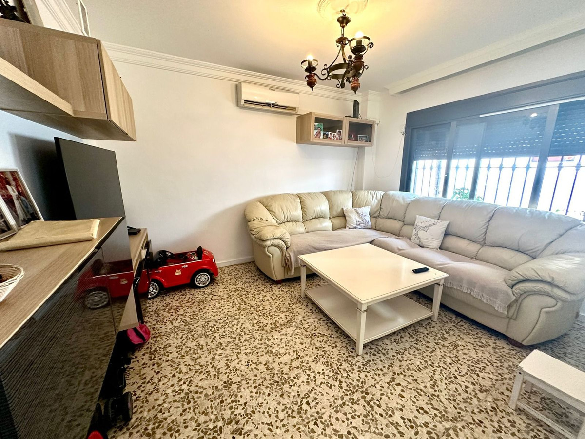 2 Bed Apartment for sale in Estepona Costa Del Sol, Málaga, Spain