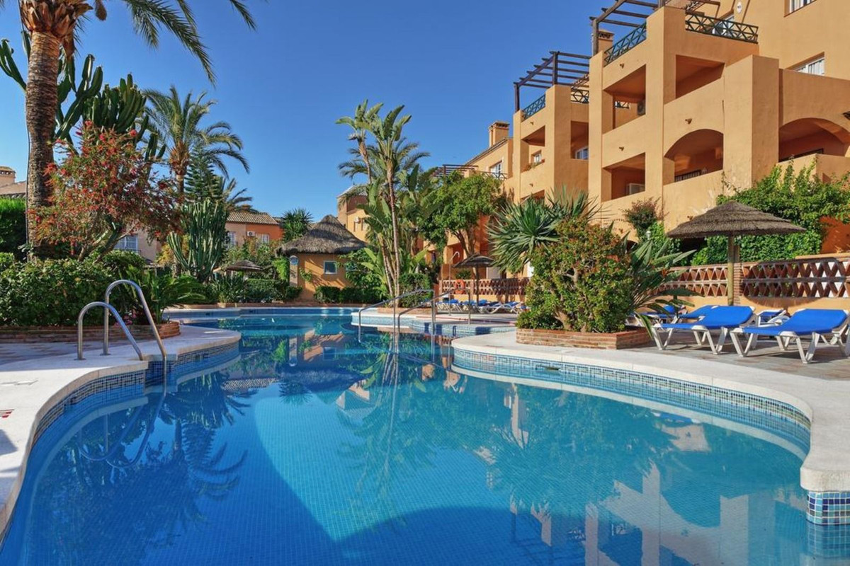 Se vende Apartamento Planta Media de 1 dormitorios en Costa Del Sol, Málaga, España