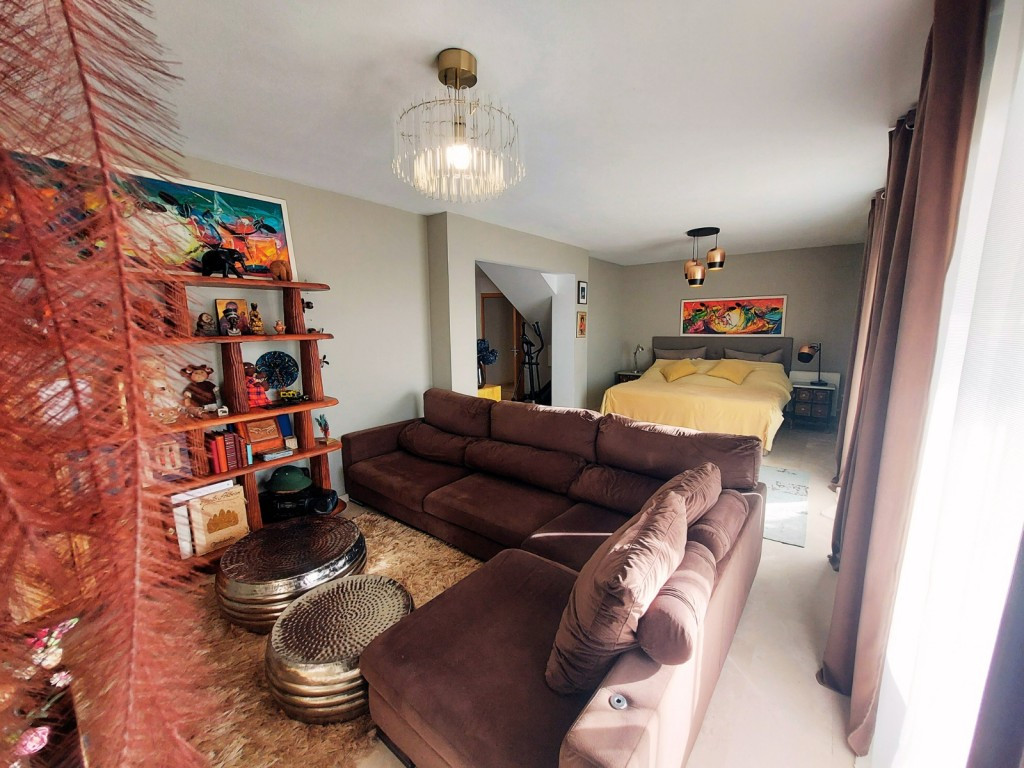 Se vende Villa - Chalet de 5 dormitorios en Costa Blanca, Alicante, España