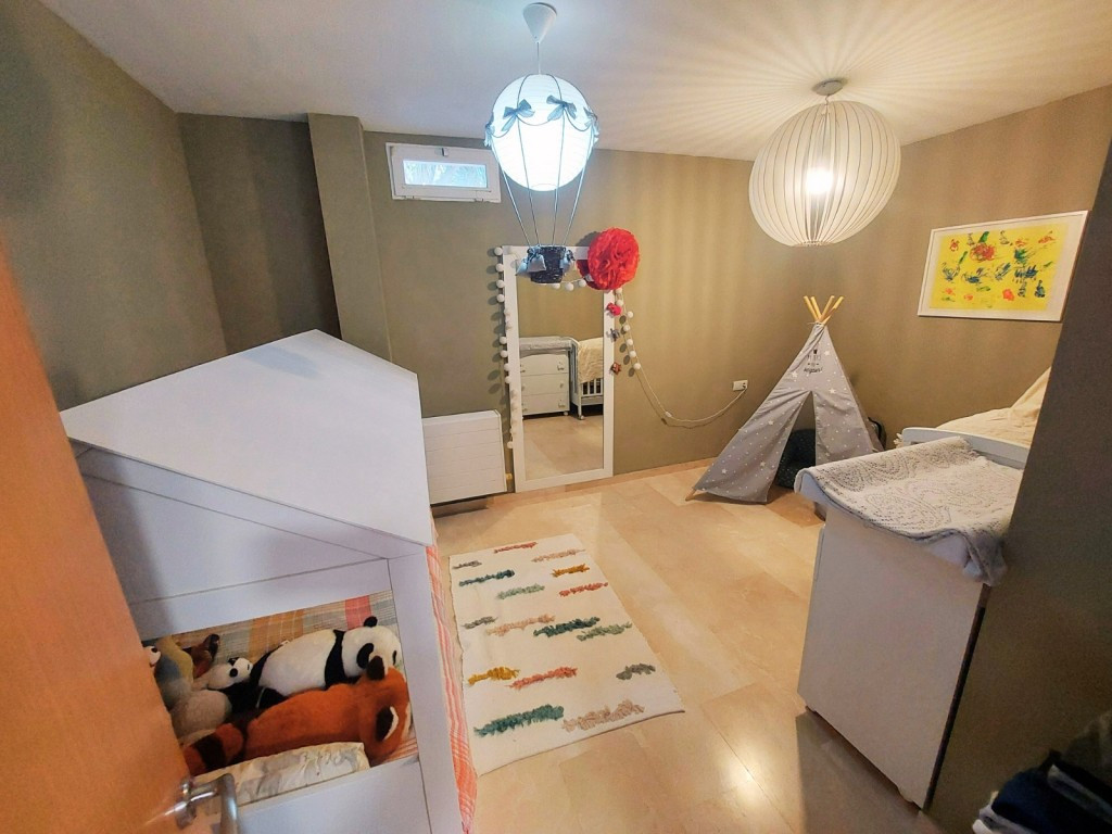 Se vende Villa - Chalet de 5 dormitorios en Costa Blanca, Alicante, España