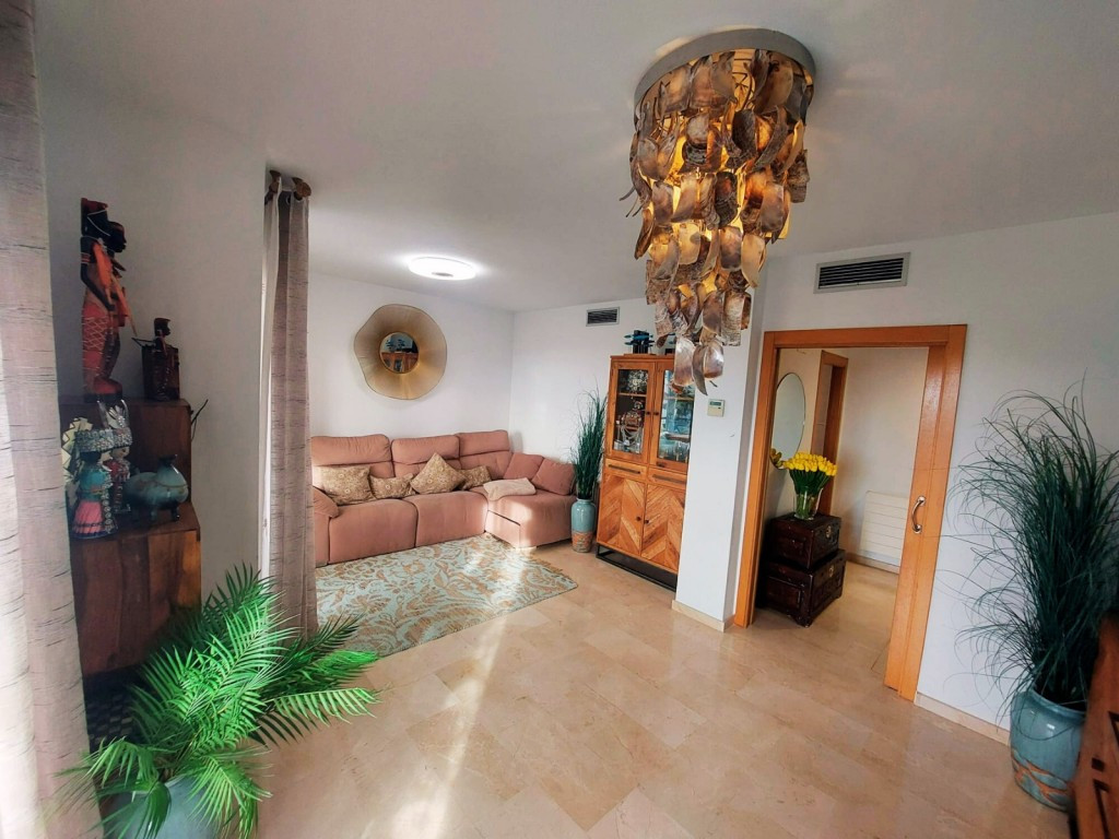 Se vende Villa - Chalet de 5 dormitorios en Costa Blanca, Alicante, España