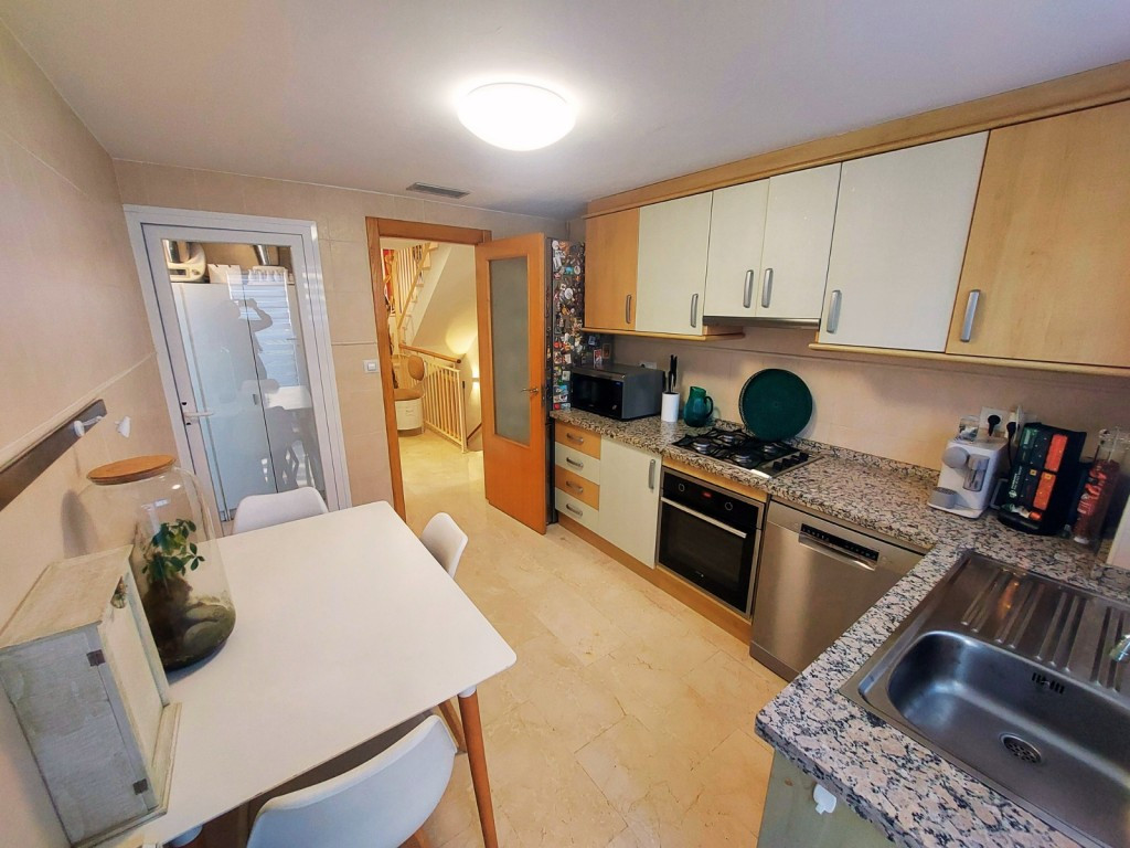 Se vende Villa - Chalet de 5 dormitorios en Costa Blanca, Alicante, España