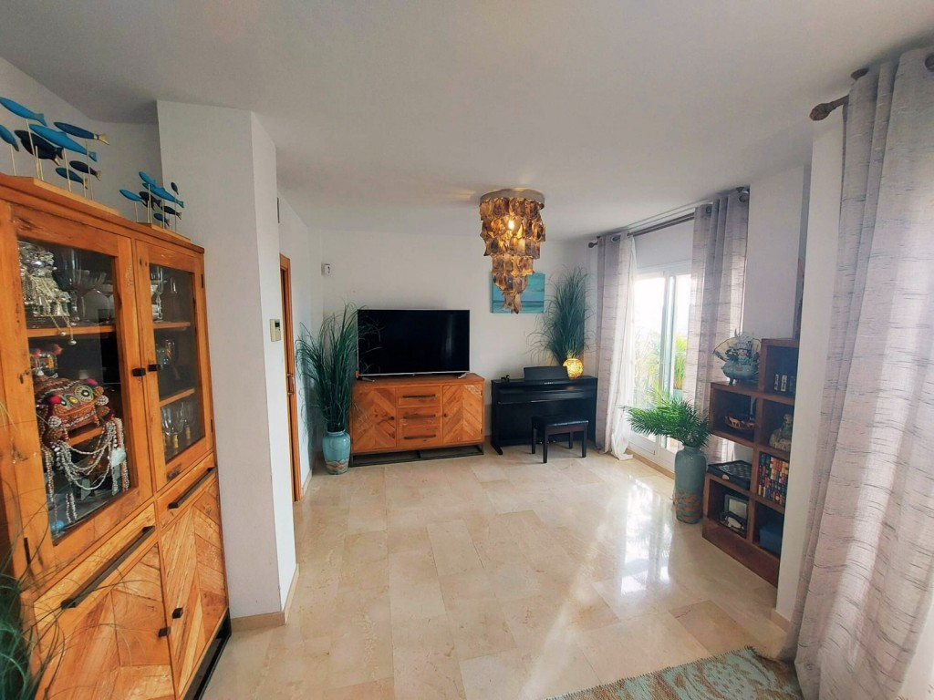 Se vende Villa - Chalet de 5 dormitorios en Costa Blanca, Alicante, España