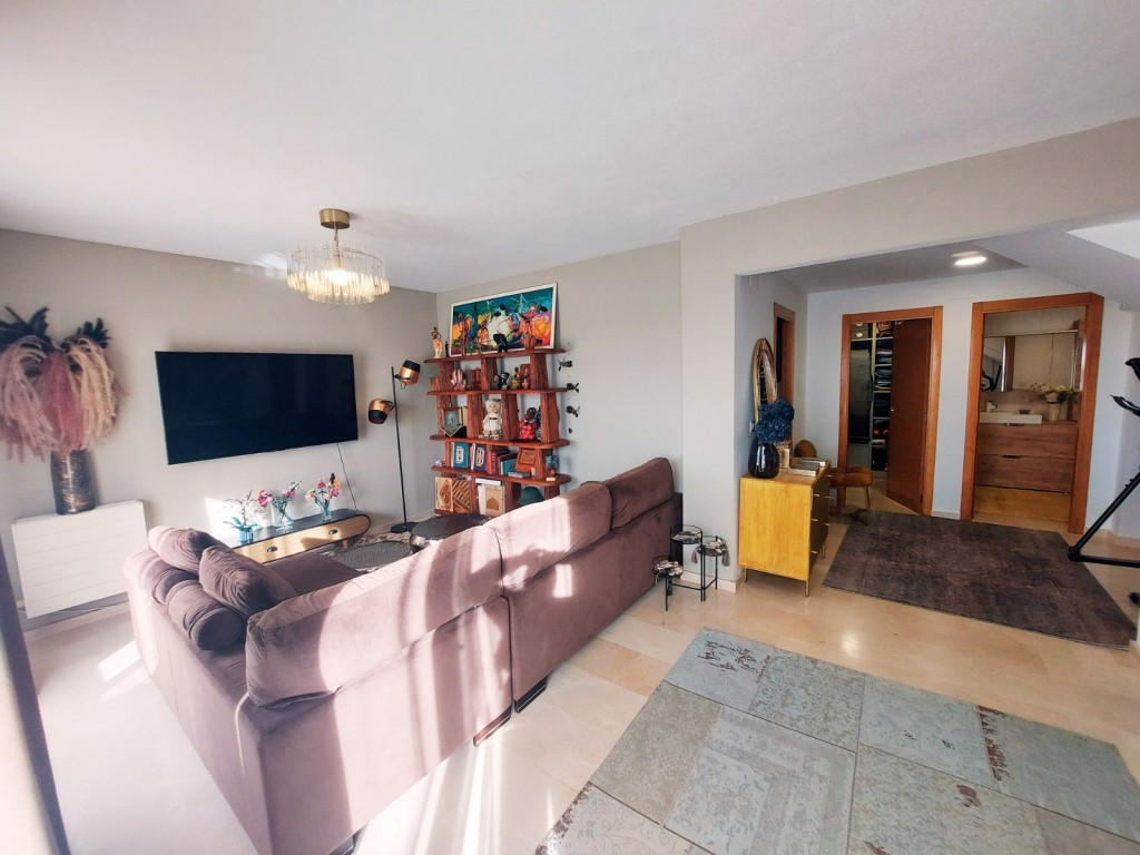 Se vende Villa - Chalet de 5 dormitorios en Costa Blanca, Alicante, España