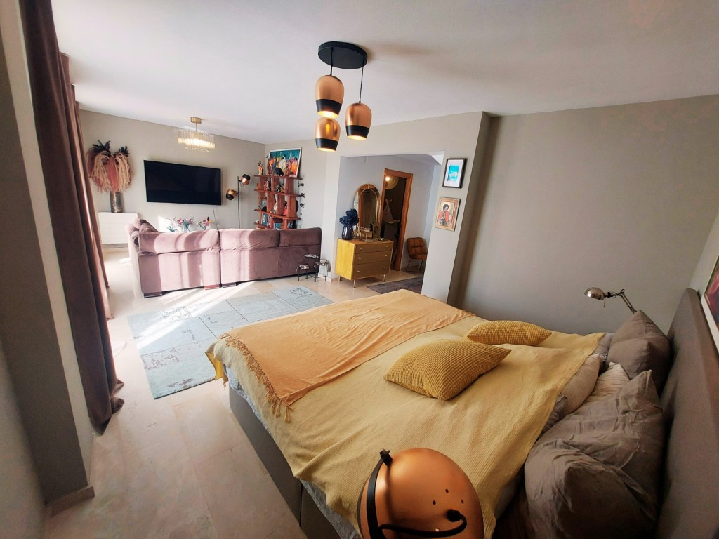 Se vende Villa - Chalet de 5 dormitorios en Costa Blanca, Alicante, España