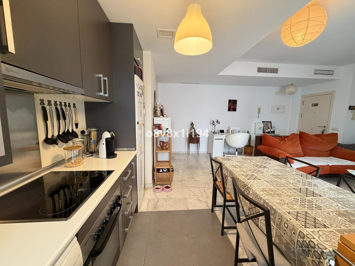 Se vende Apartamento Planta Media de 2 dormitorios en Costa Del Sol, Málaga, España
